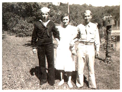 1943 - Seaman Robert, Ella, Pvt Howard (home on leave).JPG